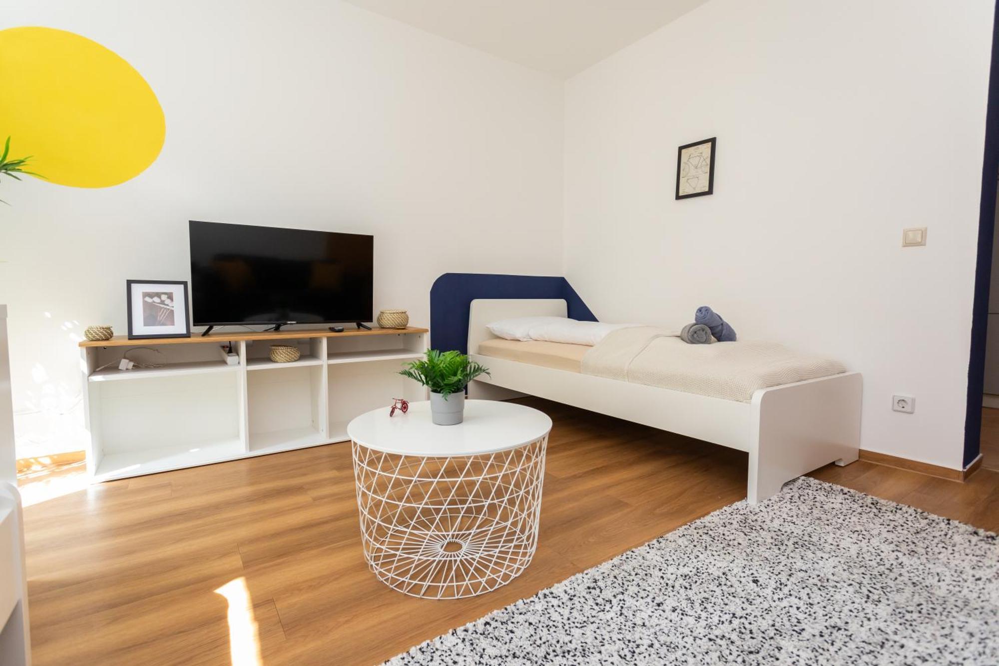 Fullhouse - Halle - R6 Apartments - Smarttv - Nespresso Екстериор снимка